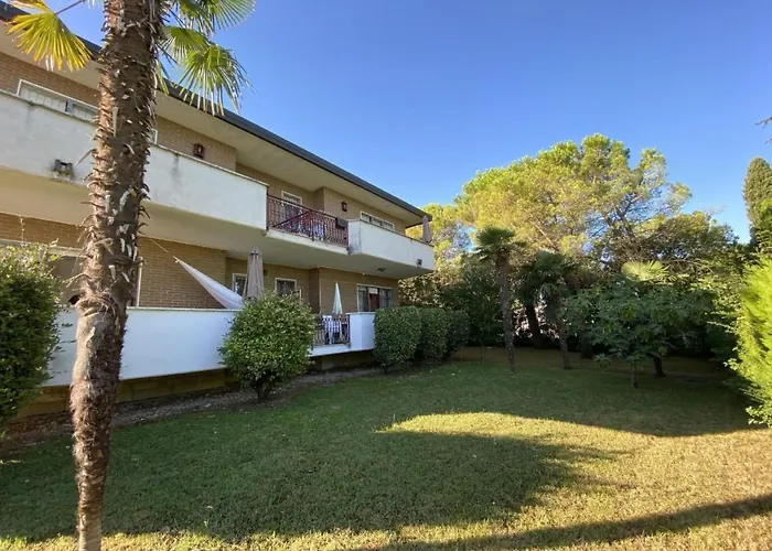 P-21 By Interhome * Lazise