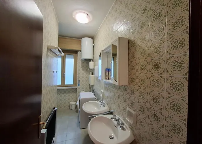 P-21 By Interhome *